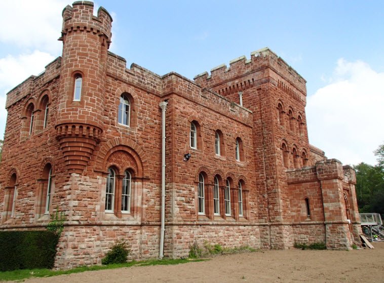 Kenilworth Fort (Hosur), Krishnagiri, Tamil Nadu - Vushii.com